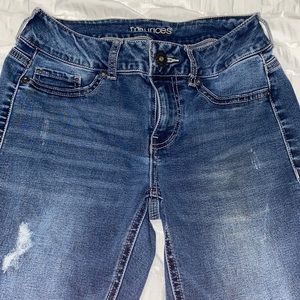 Maurices distress skinny jeans stretchy size XS-R